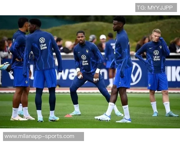 德尚宣布米兰门将迈尼昂将担任法国对冰岛比赛的队长职务 德尚宣布米兰门将迈尼昂将担任法国对冰岛比赛的队长职务