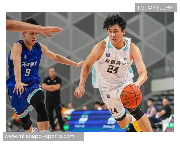 媒体人分析管子煜在加拿大联赛锻炼两年后将成为中国足球的尖刀选手