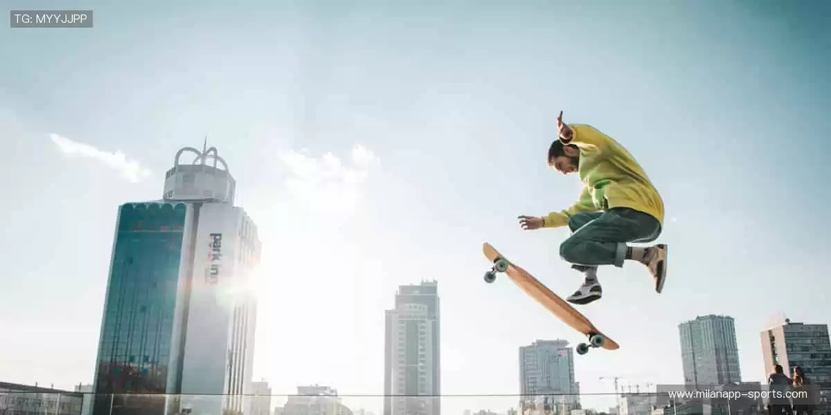 🎯把胜利穿在身上,周边好物让热爱触手可及!